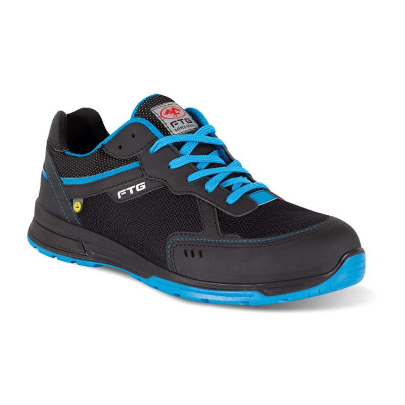 FTG Padel S3S ESD Sicherheitsschuh aus der Sport Line, schwarzer Halbschuh mit blauen Details, leicht und flexibel für Industrie, Bau und Dienstleistung