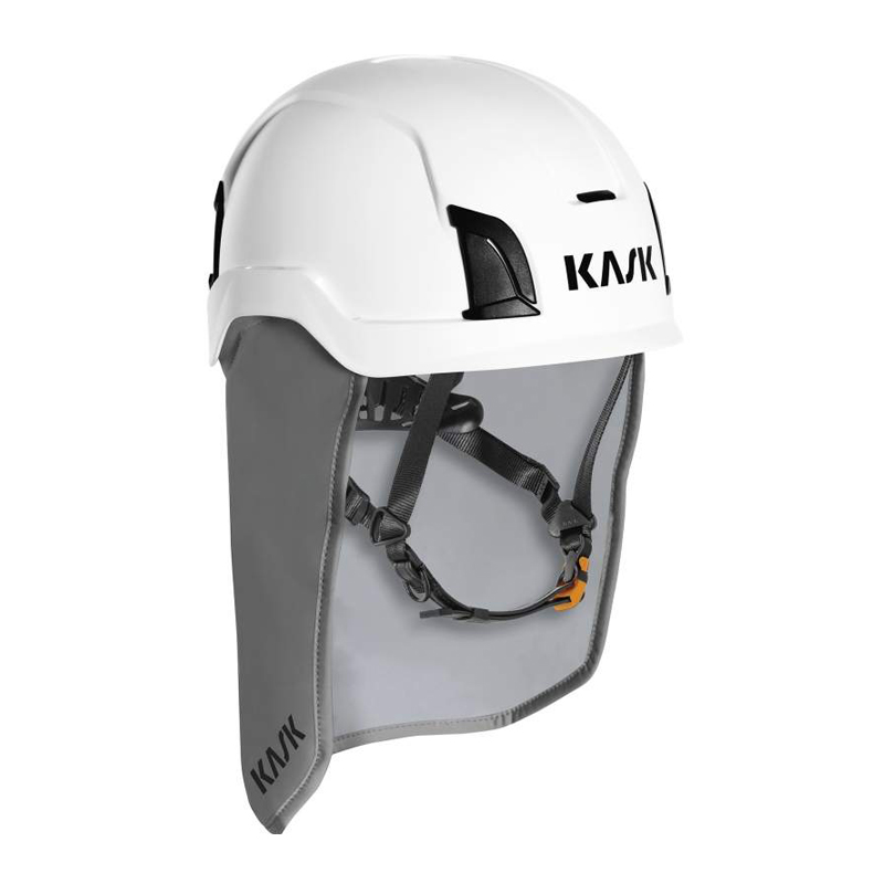 Kask Zenith-X Neck Shield RW Nackenschutz mit Wetterschutz an weißem Schutzhelm, grauer Nacken- und Seitenschutz für Arbeitsschutz