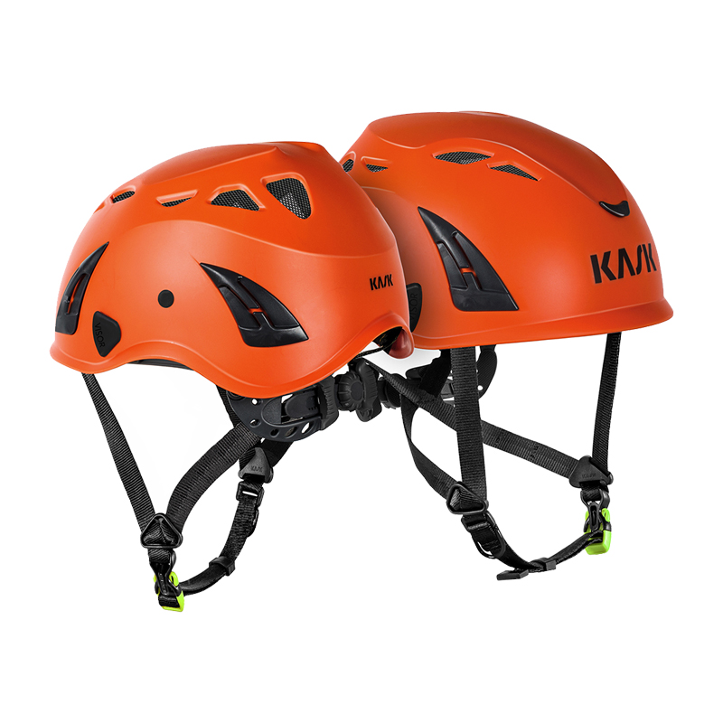Kask SUPERPLASMA PL Kletterhelm EN 12492 in Orange mit Belüftungsöffnungen und Kinnriemen, dargestellt in Vorder- und Seitenansicht