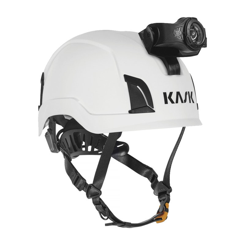 KASK KL-2 HEAD LAMP Stirnlampe IP54 mit 5 Funktionen, montiert an weißem Kask Industriehelm, professionelle Helmleuchte für Arbeitseinsätze